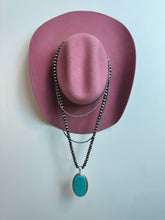 Load image into Gallery viewer, Turquoise Pendant Navajo Necklace