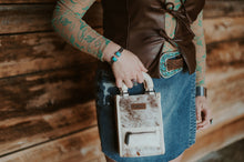 Load image into Gallery viewer, Tan Cowhide Small Tote