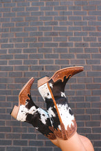 Load image into Gallery viewer, Evie Cowhide Tooled Boot