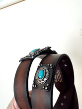 Load image into Gallery viewer, Leather Concho Ariat Belt
