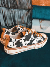 Load image into Gallery viewer, Cow Print Pull on Sneakers